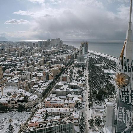 Orbi City Hub Apartments Batumi Esterno foto