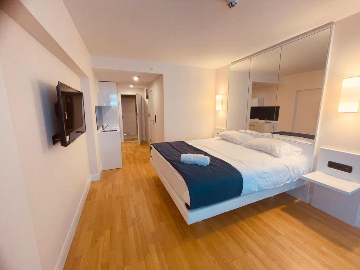 Orbi City Hub Apartments Batumi Esterno foto