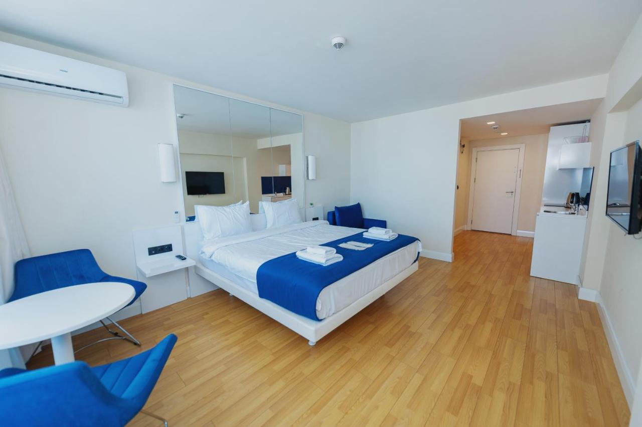 Orbi City Hub Apartments Batumi Esterno foto