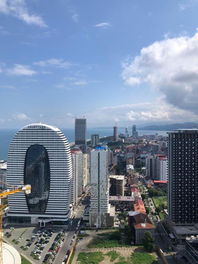 Orbi City Hub Apartments Batumi Esterno foto